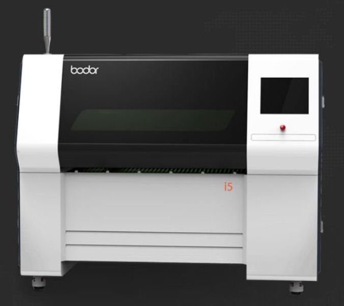 دستگاه سی‌ان‌سی لیزر i5 محصول شرکت Bodor
